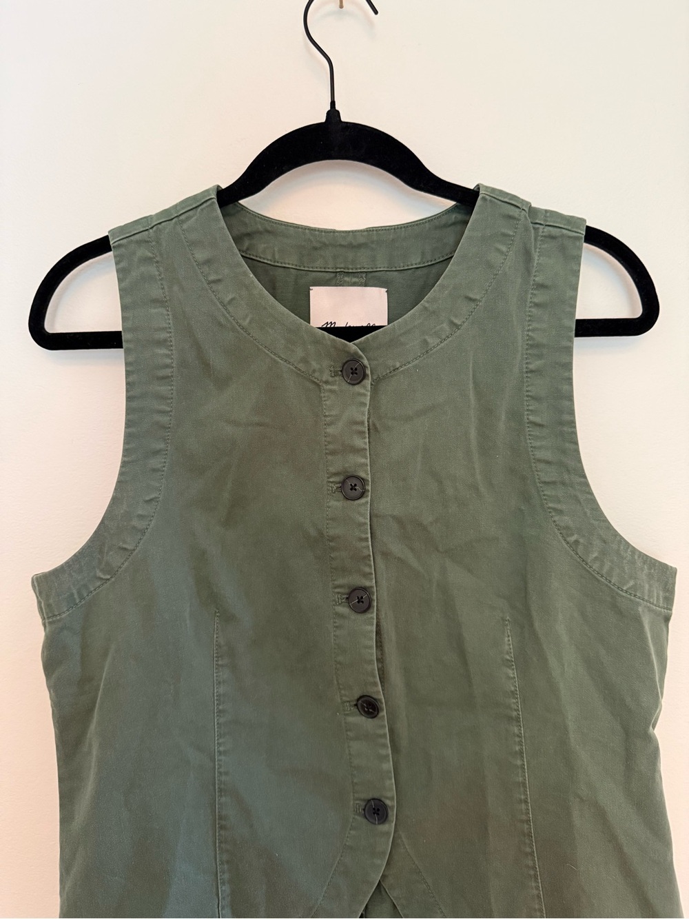 Madewell EUC Twill Crewneck Vest in Garment Dye - Picture 6 of 8